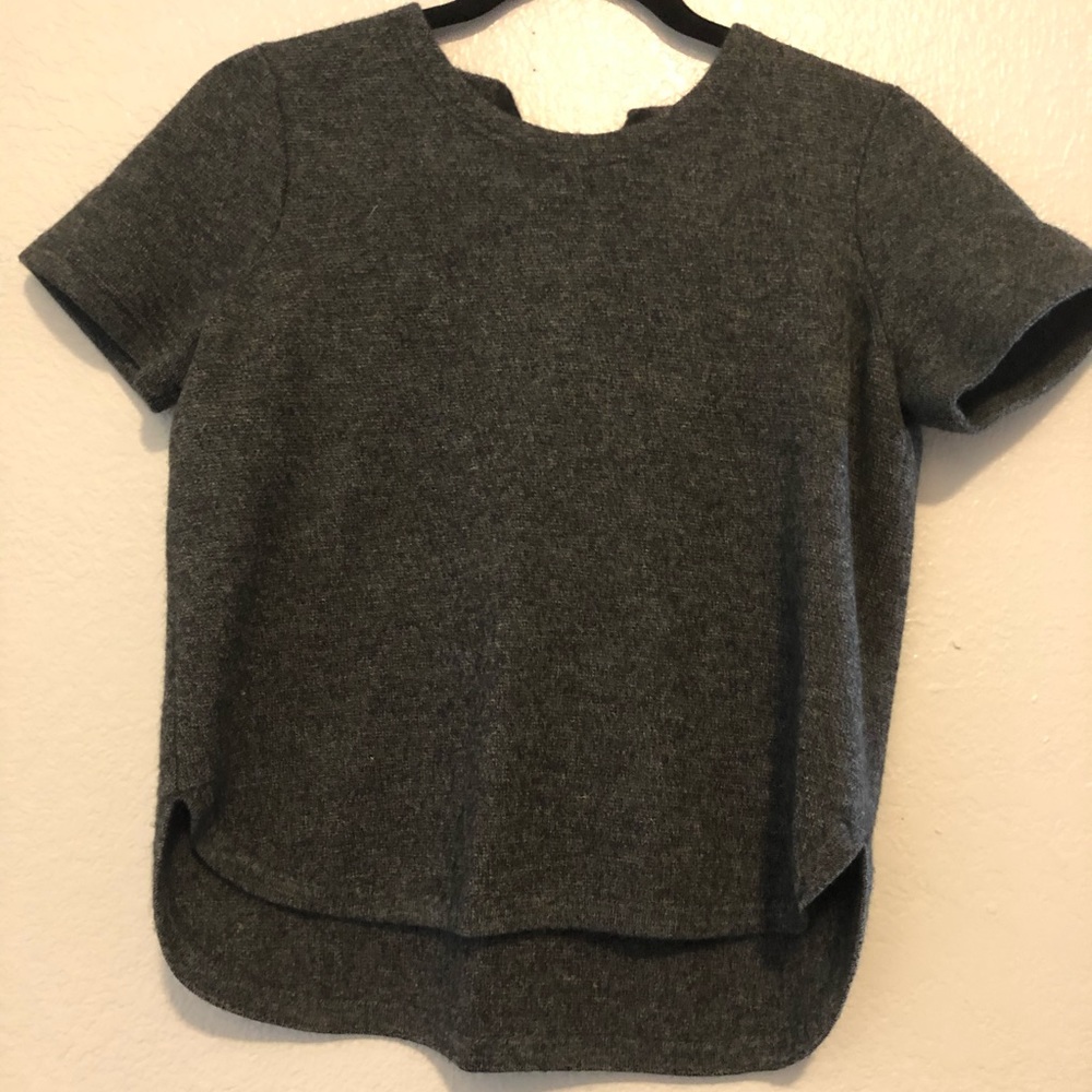 Madewell shirt with adorable tie in the back